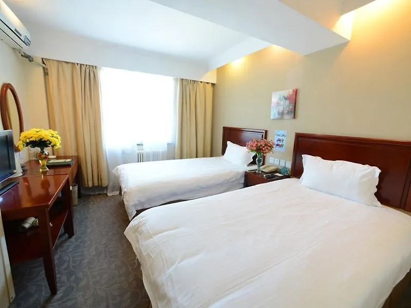 Greentree Inn Guangdong Shenzhen Baoan Airport New Terminal Express Hotel