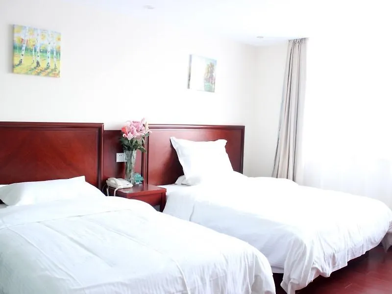 Greentree Inn Guangdong Shenzhen Baoan Airport New Terminal Express Hotel