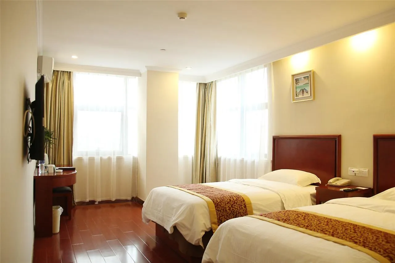 Greentree Inn Guangdong Shenzhen Baoan Airport New Terminal Express Hotel
